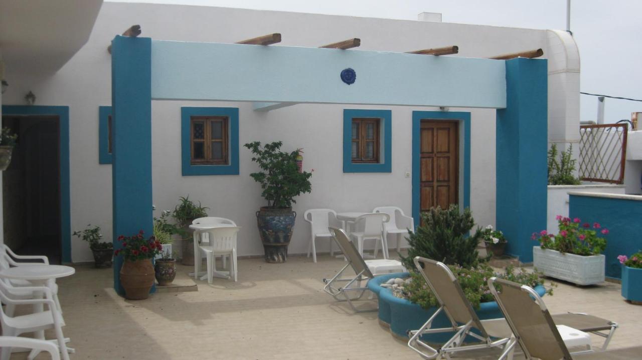 Theodora Aparthotel Makrýgialos Exterior foto